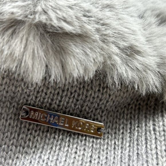 Michael Kors Gray Fur-Trimmed Gloves - Picture 4 of 5
